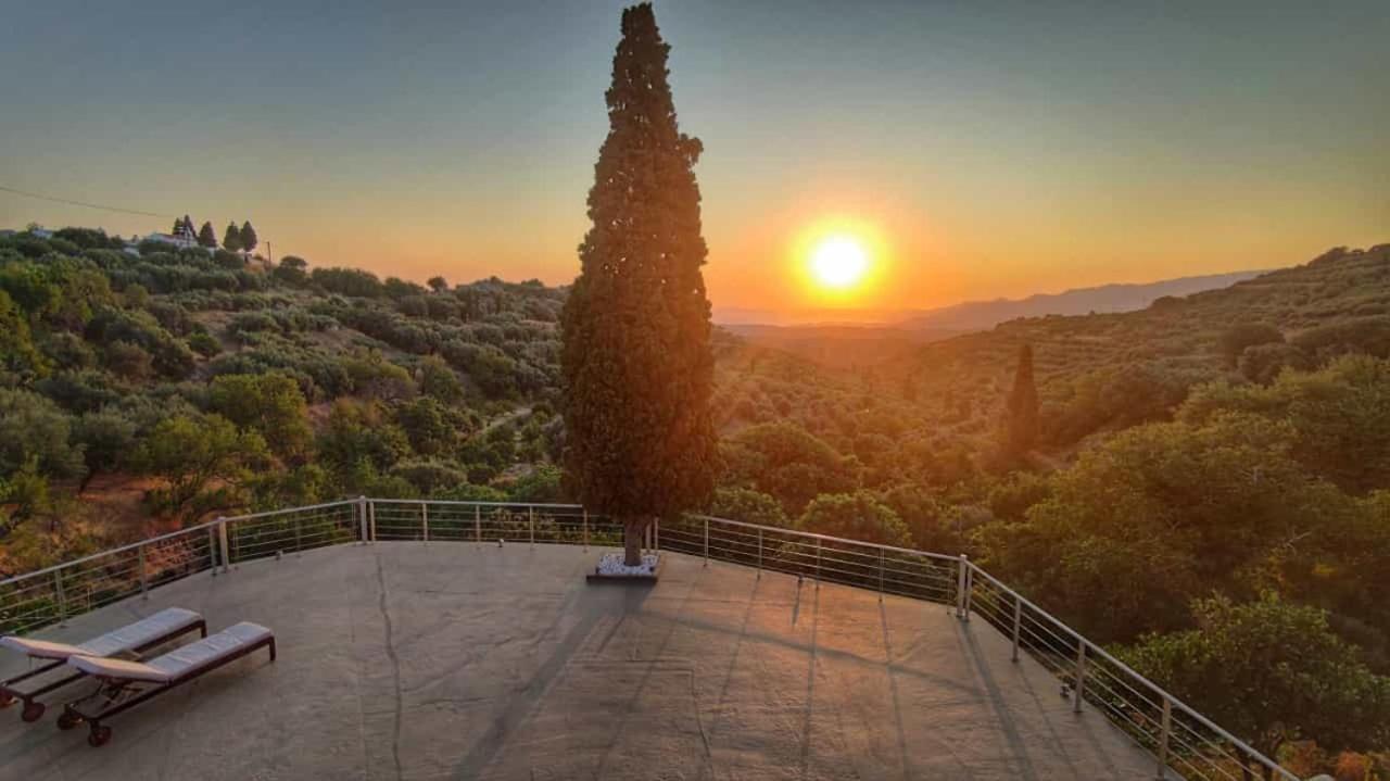 Villa Irini - Cretan Luxury Villa With Amazing View Paraspori  Exterior photo